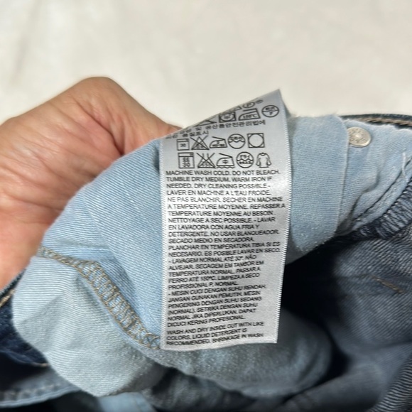 Levi's Blue Straight Jeans with Classic Stitching - Picture 7 of 9